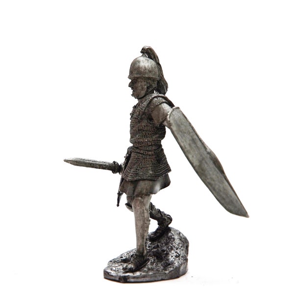 tin 54mm . Second Punic War. Roman legionnaire 218-201 yr AC 1:32 Scale Miniature