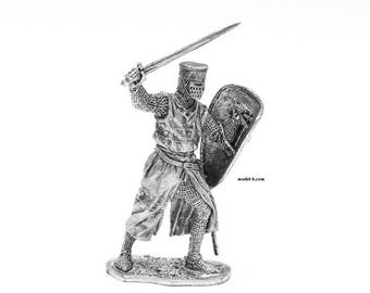 54mm knight European Knight. End of 12 century 1:32 Scale Figure