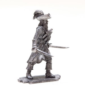 tin 54mm Pirate. Blackbeard figure 54mm image 3