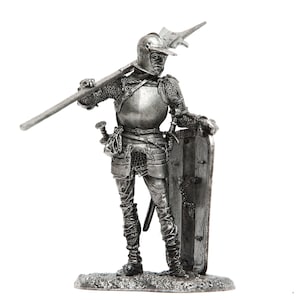 tin 54mm KN151 European soldier with a halberd 1510-25 1:32 Pewter Miniature