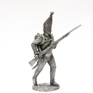estaño 54mm Napoleónico. Granadero del Regimiento de Granaderos de Pavlovsk. Rusia 1811-13 1:32 Escultura de peltre a escala