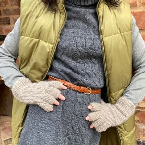 Chunky Knit Fingerless Gloves Pattern: Unisex DIY Mittens (Instant Download)