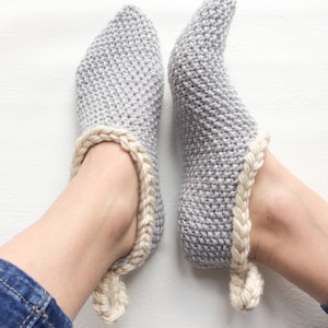 Knitted day slippers, Knitting pattern, gift for teens, beginner pattern, PDF, gift for her, DIY, unisex slippers image 1