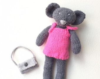 Maus Amigurumi Strickanleitung: Stricktier Spielzeug mit Kleid (PDF)
