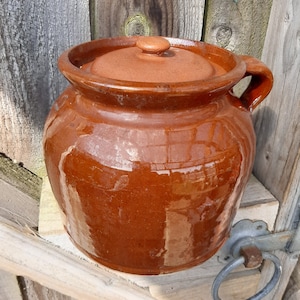 Antique rustic Farmhouse country cottage Stoneware lidded bean pot