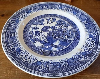 Vintage Old Willow English Ironstone  blue and white Washington pottery plate