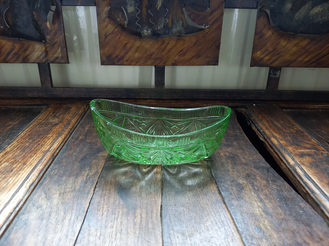 Vintage 30's Art Deco Oval Boat Shaped green glass relish Etsy