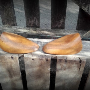 Vintage 30&#39;s adjustable rustic wood and metal shoe trees stretchers