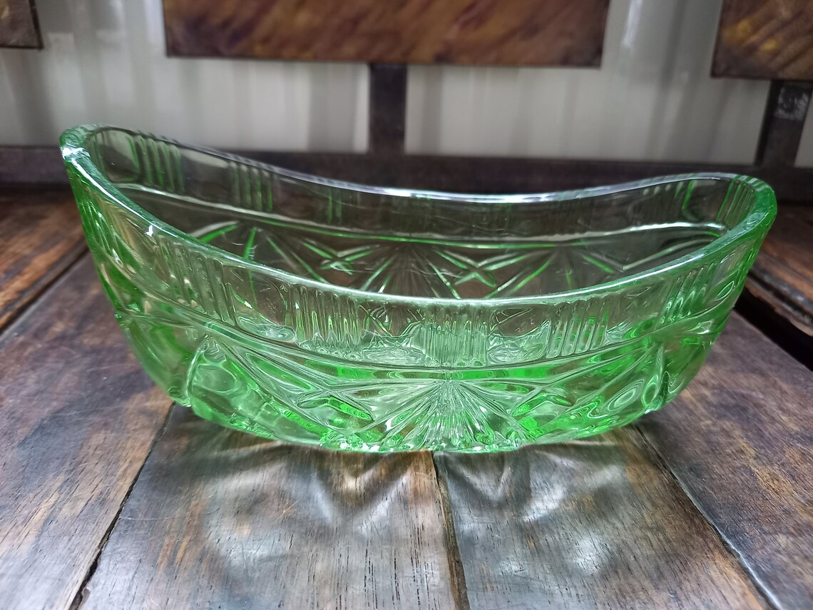 Vintage 30's Art Deco Oval Boat Shaped green glass relish Etsy