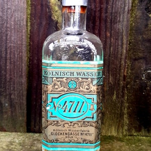 Vintage Glockengasse No. 4711 Blue/Gold Eau De Cologne Bottle