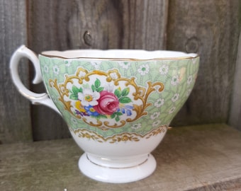 Vintage Gainsborough Queen Anne green floral chintz patter Tea cup C