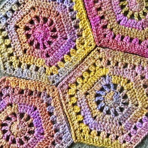 Crochet Granny Hexagon Pattern, Crochet Hexagon Motif pattern, Crochet Hexagon pattern, Crochet Bag, Hexie - Spirit Granny Hexagon Pattern