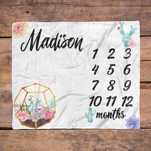 Milestone Blanket / Baby Girl / Baby Month Blanket / Baby Shower Gift / Floral Milestone Baby Girl Gift / New Mom Gift / Newborn baby gift