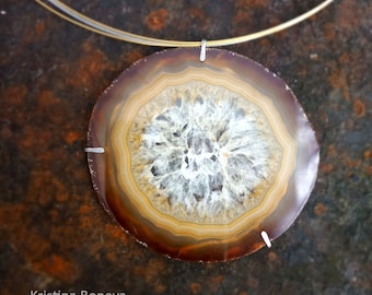 Unique jewellery_collectors Art agate plate - silver and steel