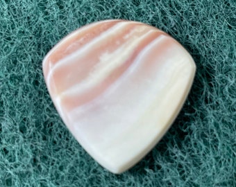 Seashell guitar pick/2.6mm thick, jazz profile... by BeachSidePicks