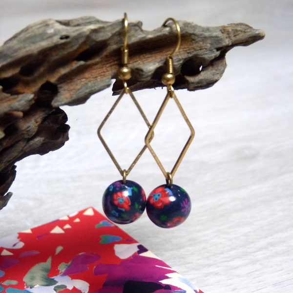 Boucles d'oreilles pendantes pâte polymère #543