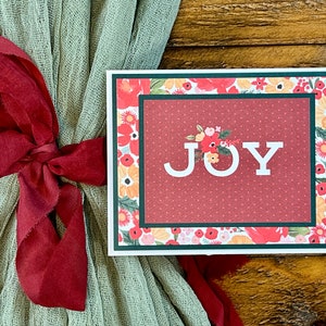 JOY / Tarjeta de felicitación navideña única y hecha a mano / Flores navideñas y pequeños lunares / A2 - 4,25" x 5,5" / Interior en blanco