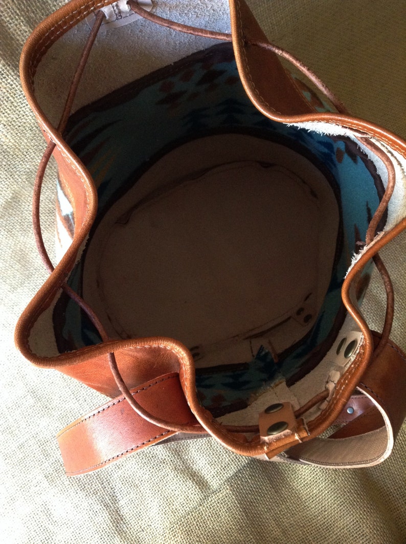 bucket bag Rancho Arroyo Aqua wool with rust-brown leather Leather and Wool Knapsack