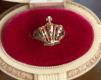 Vintage 417 Stamped 10K Yellow Gold Crown Ring