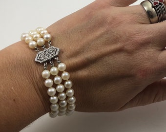 Vintage Art Deco Period Three Strand Pearl Bracelet with 14K White Gold Filigree Clasp Fabulous for a Wedding