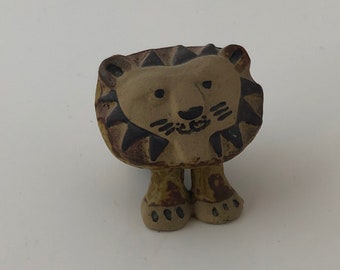 Vintage 1960s Mid Century Modern Tremar UK Pottery Lion Figurine