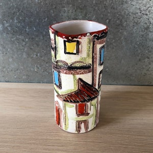 ヴィンテージ ミッドセンチュリー モダン イタリア 陶器 スグラッフィート 都市景観 建物 建築デザイン 花瓶