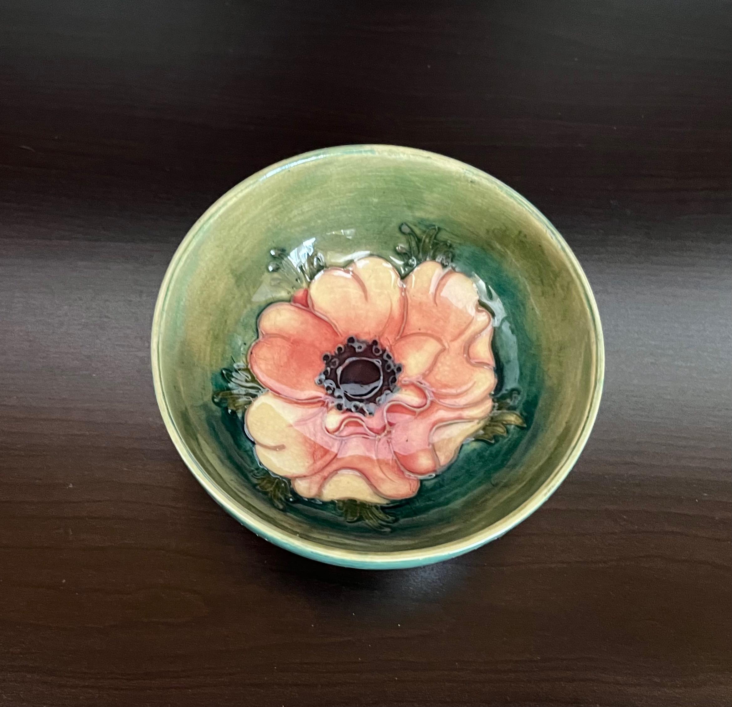 moorcroft イングランド英国王室御用達アールヌーヴォーフラワーベース ∇花∇英国王室御用窯「MOORCROFT ムーアクラフト」造 アール