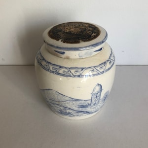 Antique Chinese Blue and White Ceramic Ginger Jar E Lazenby & Sons