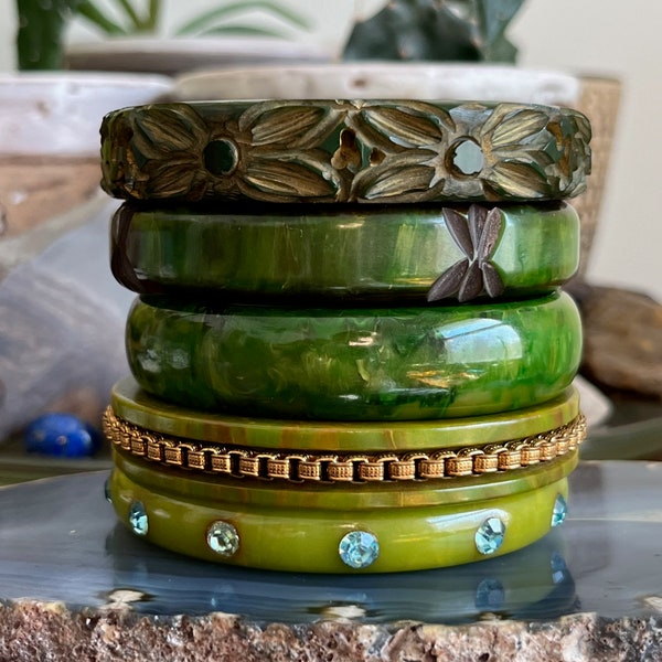 CHOICE Shades of Green Bakelite Stacking Bangles Bracelets