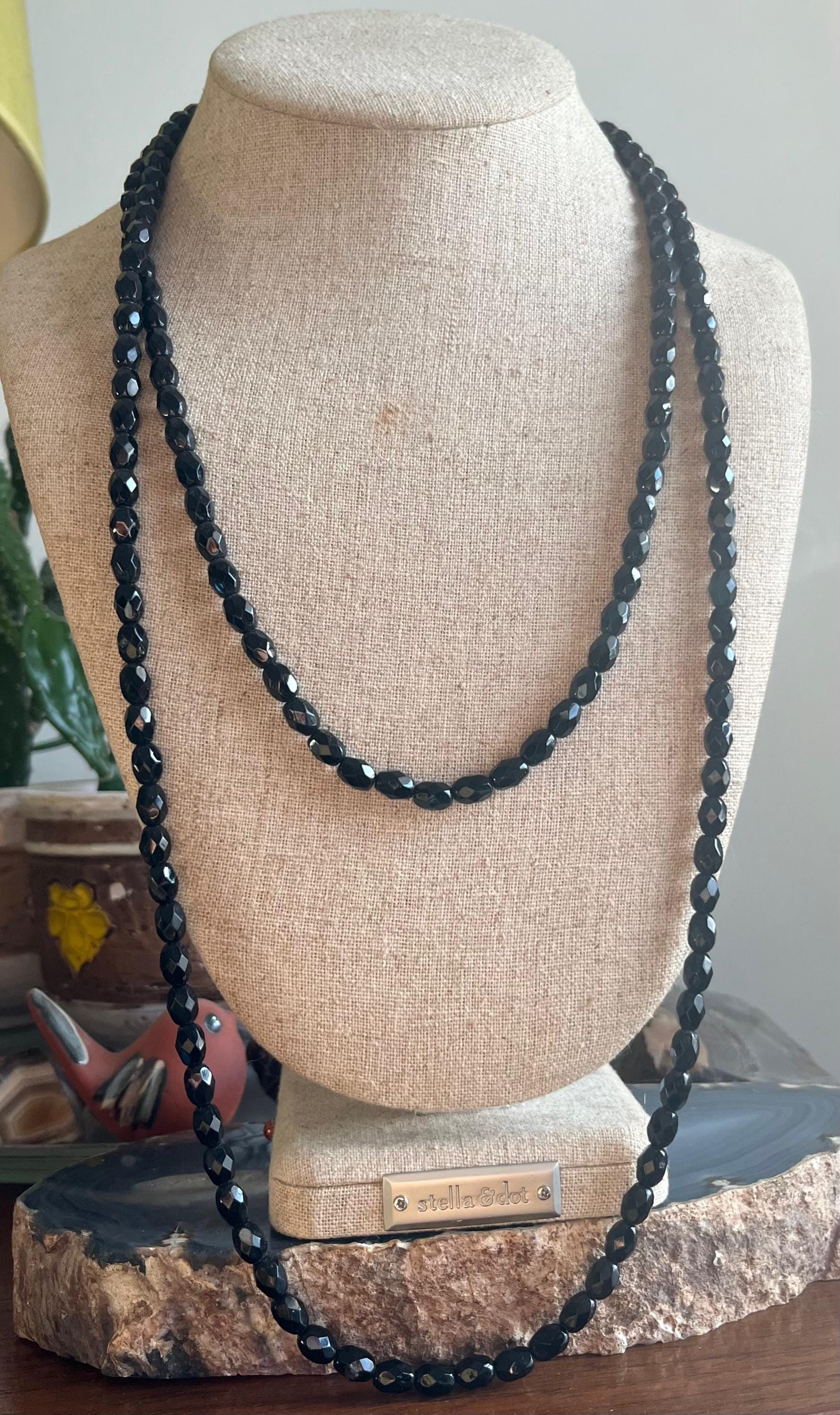 Collier 2 Rangs En Perles De Jais Noir - Fermoir Style Art Nouveau - Occasion
