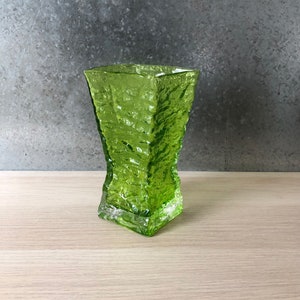 Vintage Mid Century Lime Green Textured Bark Art Glass Vase