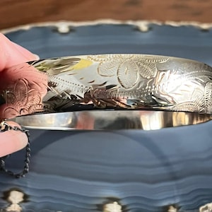Vintage Sterling Silver Engraved Sterling Silver Clamper Bangle Bracelet