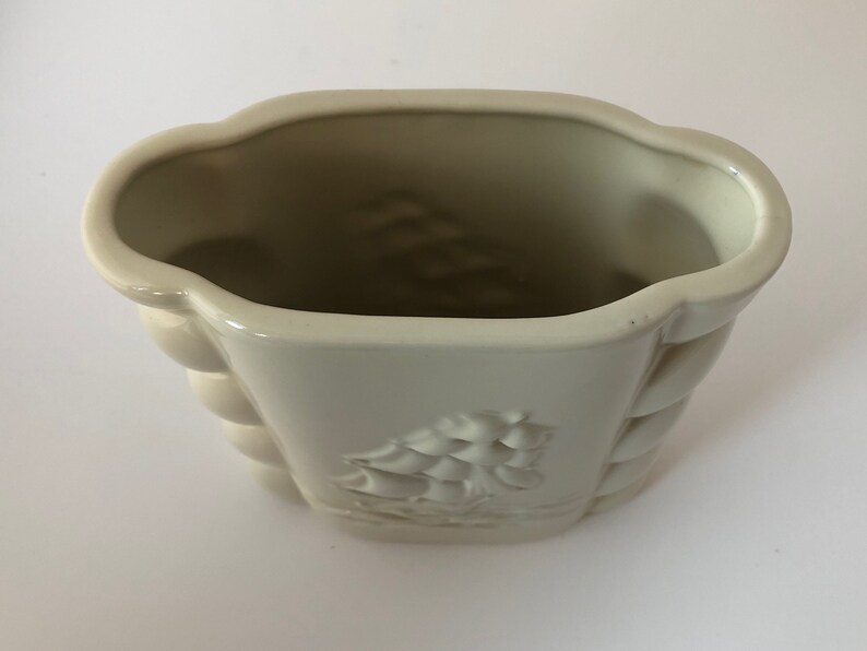 Vintage 1940s Abingdon USA Glossy White Art Pottery Oval Vase - Etsy