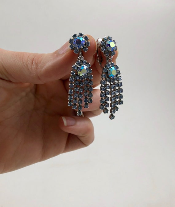 Vintage Sherman Blue Aurora Borealis Dangling Chan