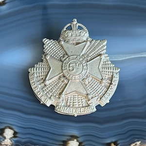 WW1 British Army 5th Cumberland Battalion Border Regiment Cap Badge South Africa