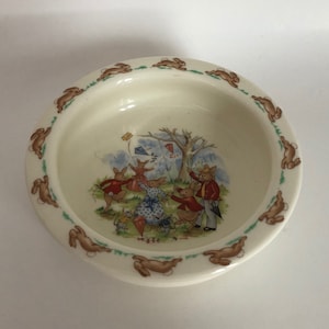 Vintage Royal Doulton Bunnykins Baby Bowl Flying Kites