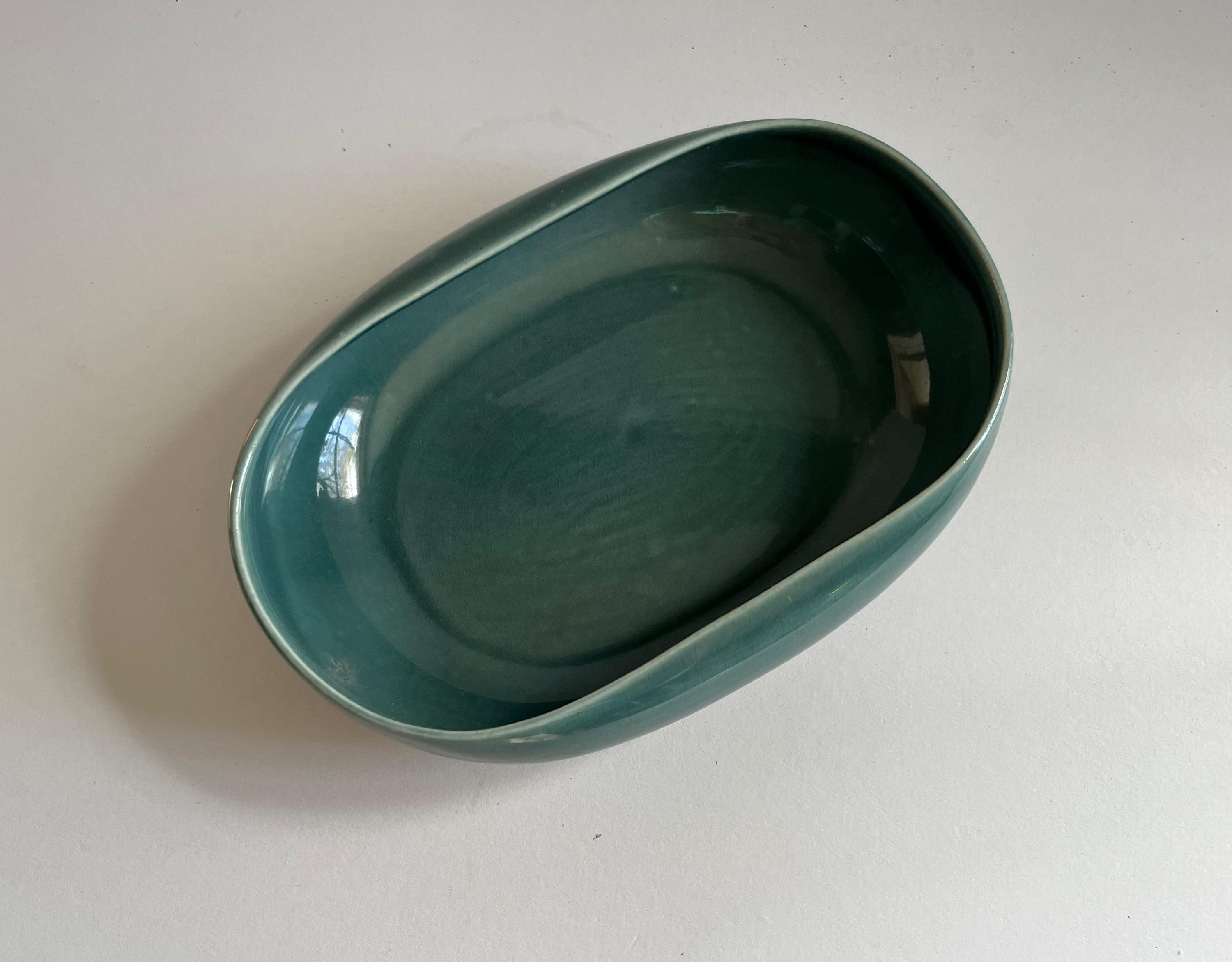 Russel Wright Designer Oneida Tea Pot (JL) Russel Wright Designer Oneida Tea Pot (JL)