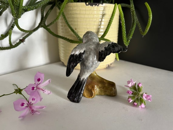 Vintage Crown Staffordshire JT Jones Bullfinch Bird Figurine