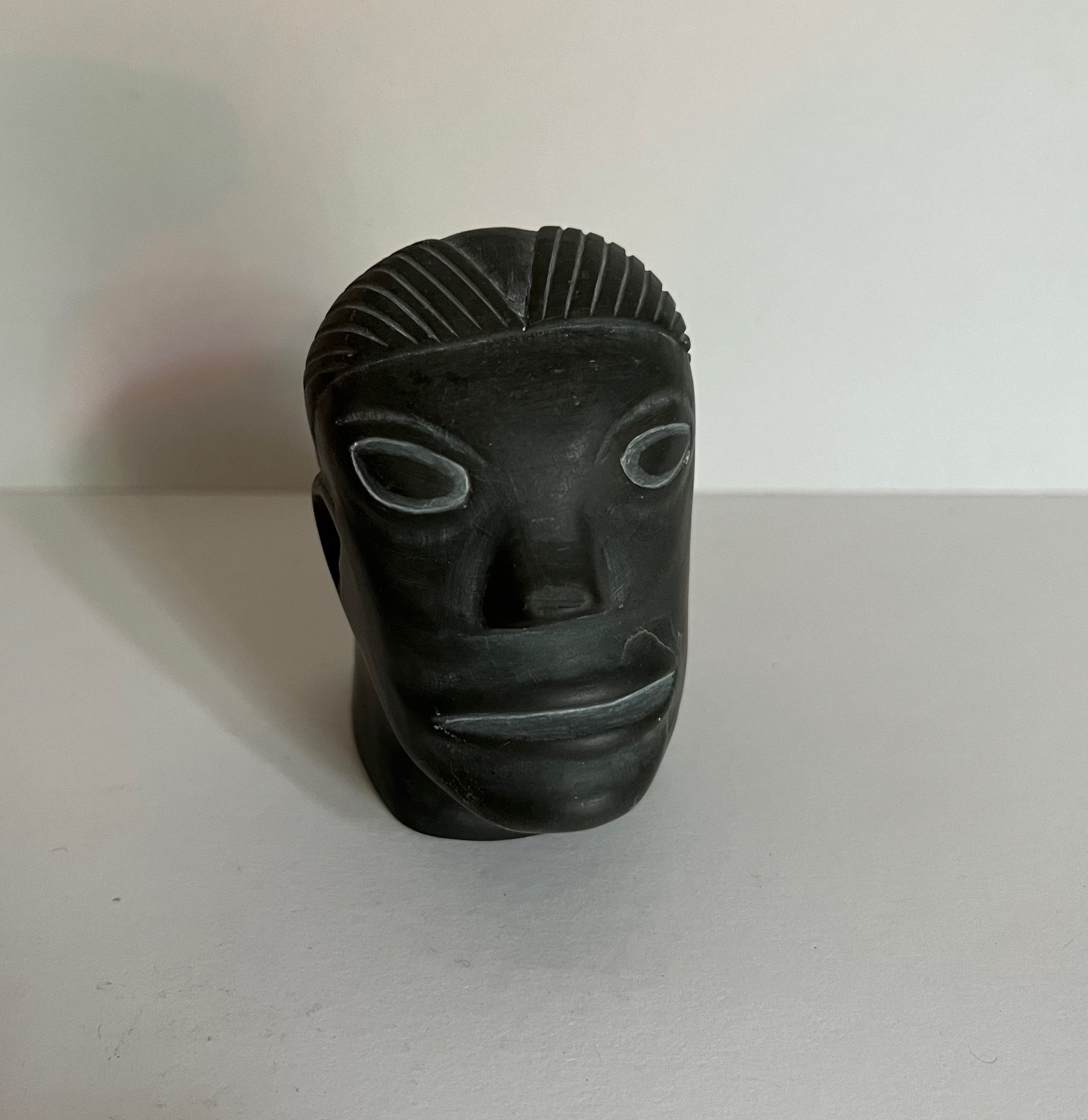 Vintage Primitive Soapstone Canadian Inuit Eskimo Art Carving