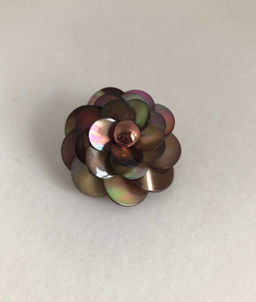 Broche Vintage En Nacre - Made In France, Longueur 4,7 Cm, Occasion