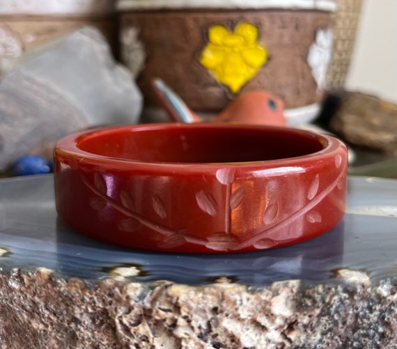 CHOICE Bold Bakelite Stacking Bangle Bracelets - image 7