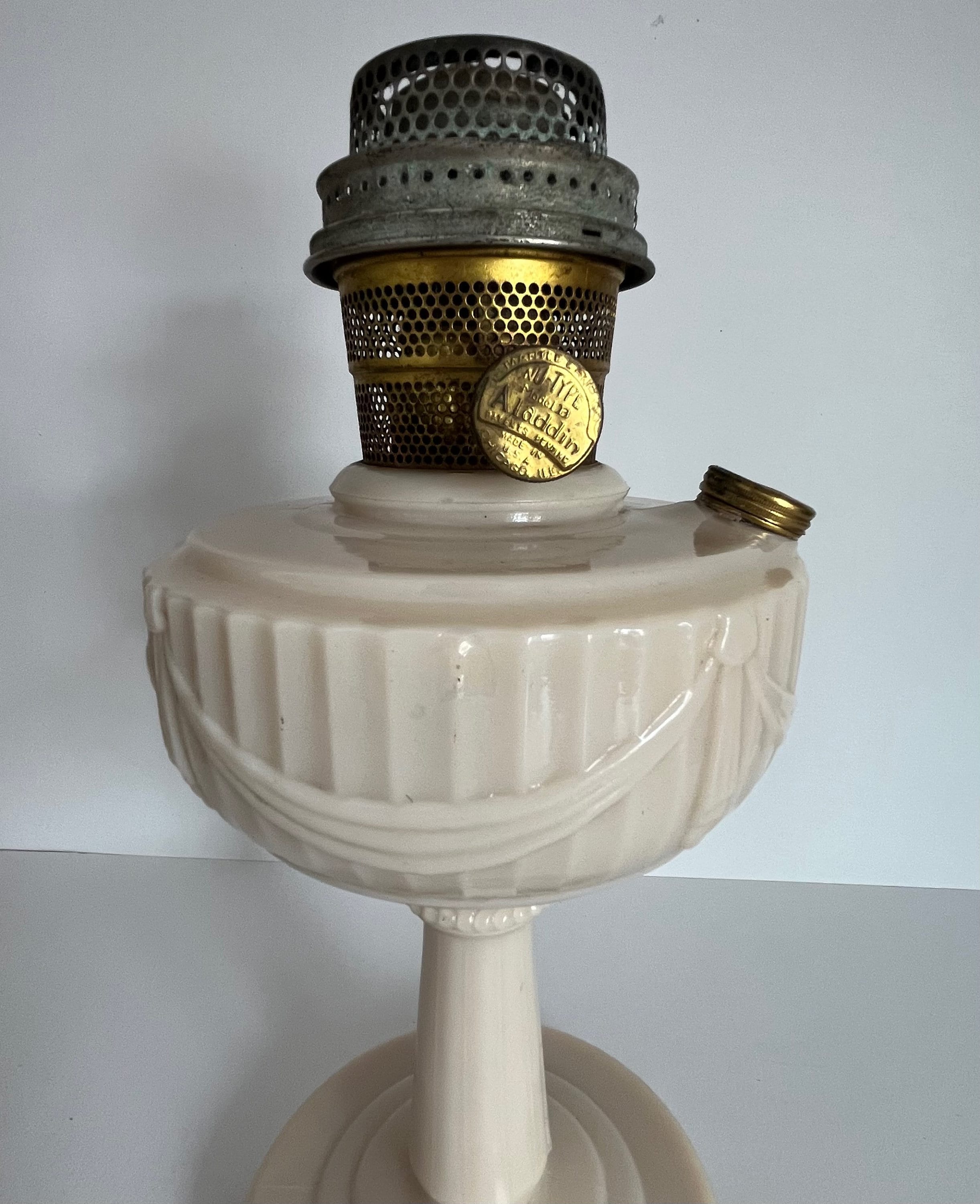 Tall Lincoln Drape Pink Alacite Oil Lamp Aladdin Mantle Lamp