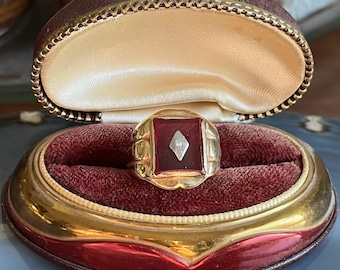 Vintage Art Deco Style 10K Yellow Gold Ruby Diamond Initial Signet Ring