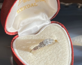 Vintage 10K White Gold Simulated Diamond Engagement Ring
