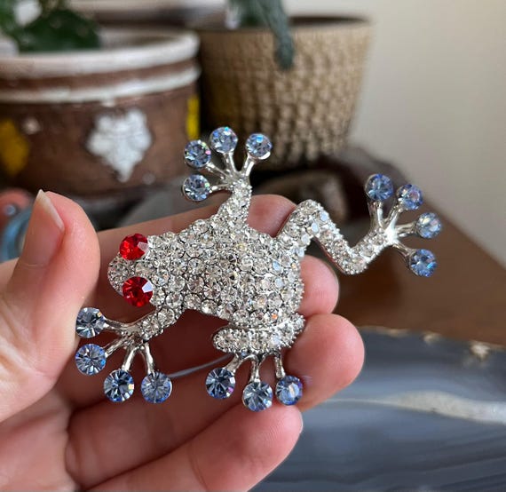 ヴィンテージ ラインストーン カエル ブローチ - Etsy 日本