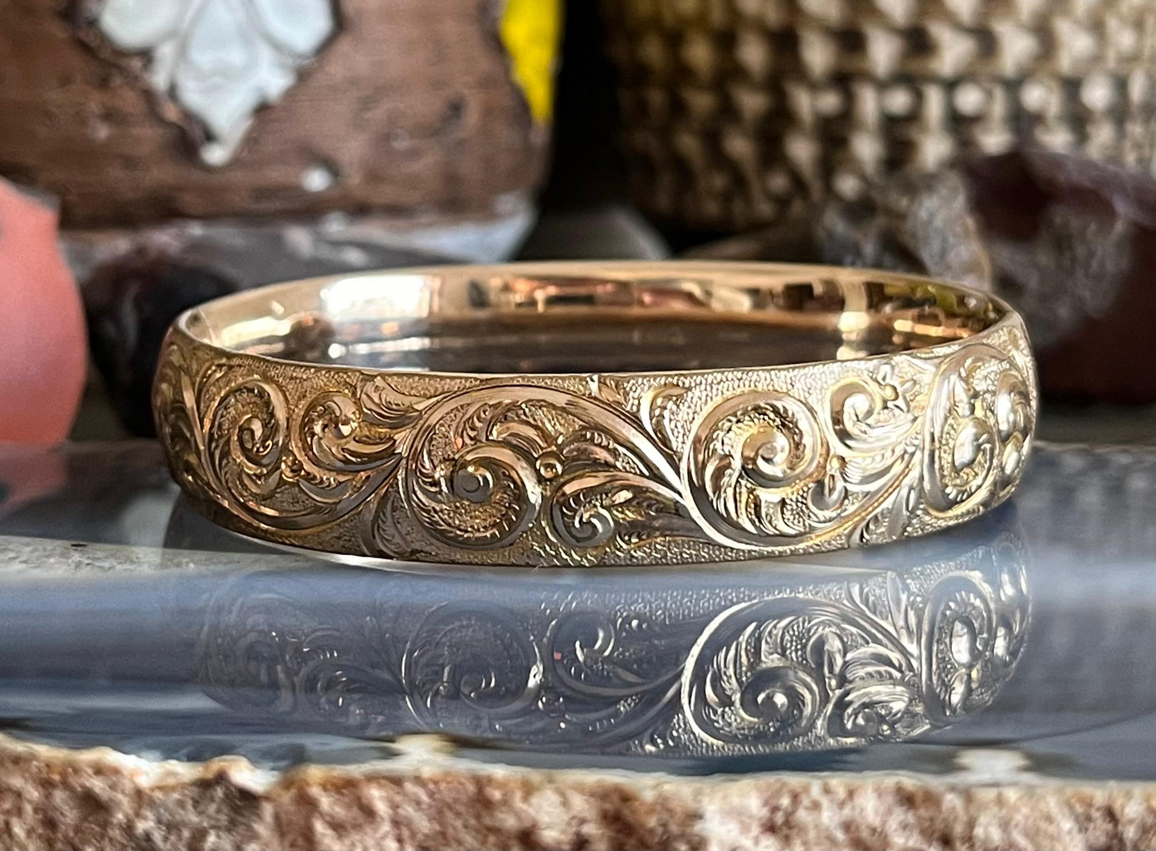 アクセサリー Julia Fom leather belt bangle Beautiful Victorian Engraved FM Co Gold Filled Clamper Bangle