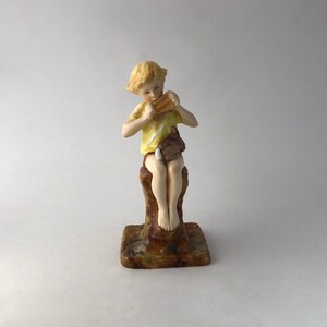 Vintage Royal Worcester Bone China 3011 Peter Pan Figurine F. Gertner