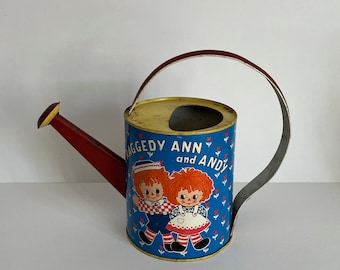 Vintage 1973 Chein Tin Litho Childs gieter Raggedy Ann en Andy