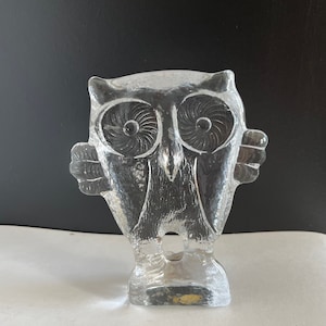 Vintage MCM Kosta Boda Glass Flatback Zooline Owl Sculpture Figurine Bertil Vallien