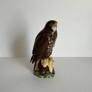 Vintage 1979 Royal Doulton Whyte & Mackay Scotch Whisky Cerámica Buzzard Decanter